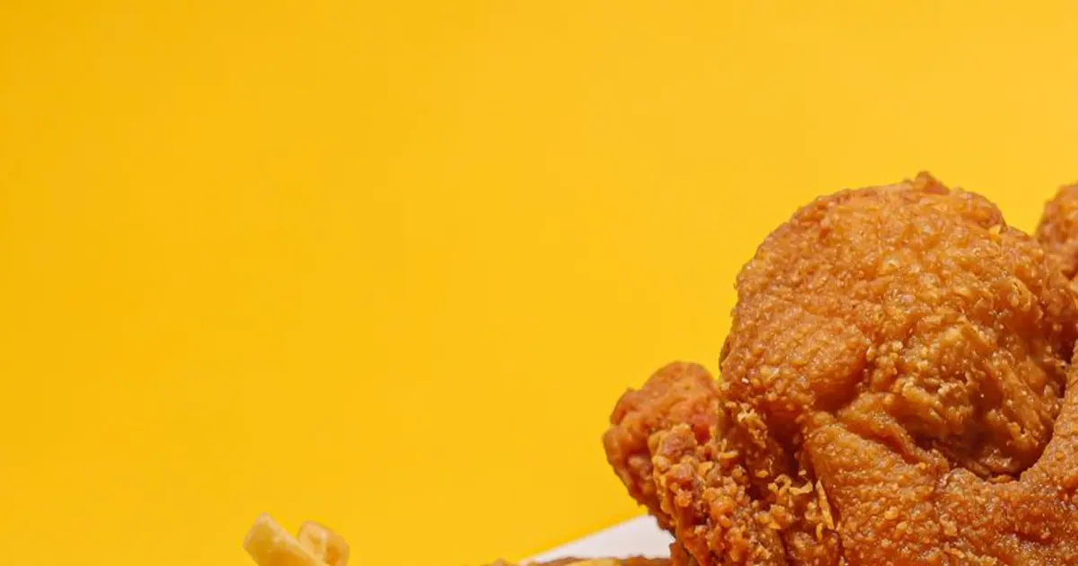 Fried chicken wings and fries ready for pickup - How to order from Wingstop: online, carryout and delivery