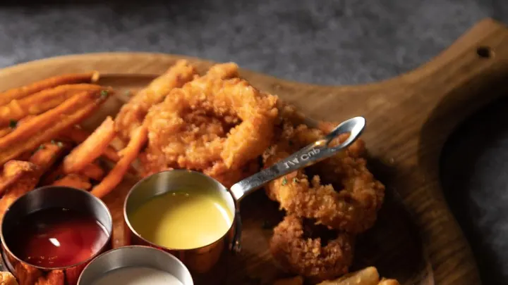 15 Wings - Wingstop menu item, price and calories