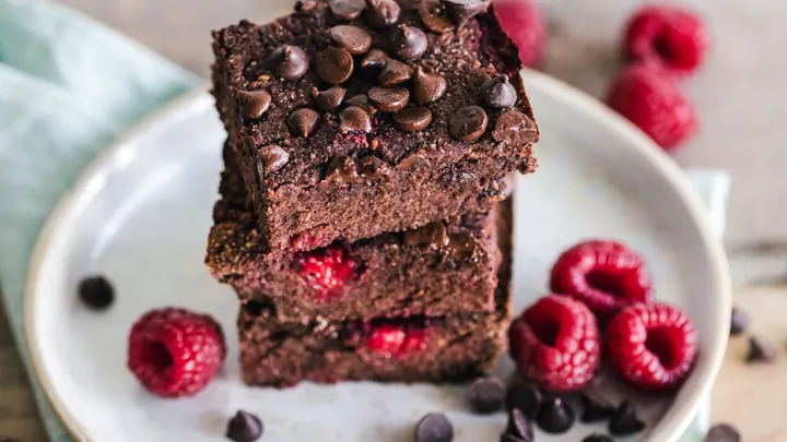 Triple Chocolate Chunk Brownie - Wingstop menu item, price and calories